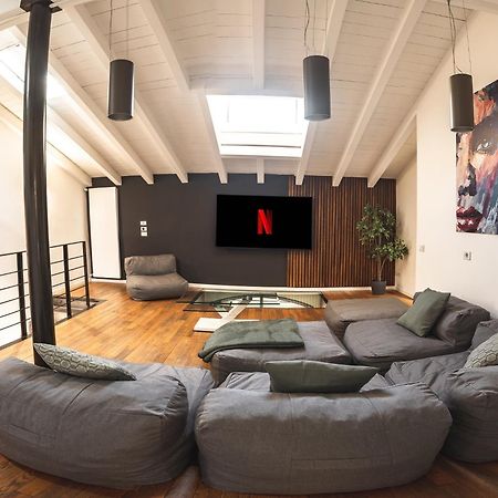 Luxury Industrial Apt Vicino Al Centro Con Garage 브레시아 외부 사진