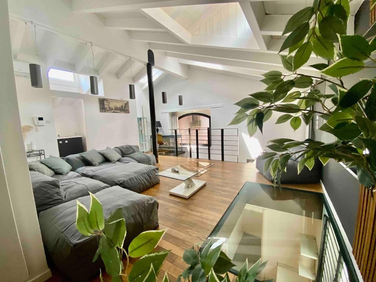 Luxury Industrial Apt Vicino Al Centro Con Garage 브레시아 외부 사진