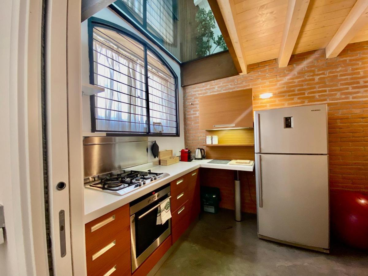 Luxury Industrial Apt Vicino Al Centro Con Garage 브레시아 외부 사진