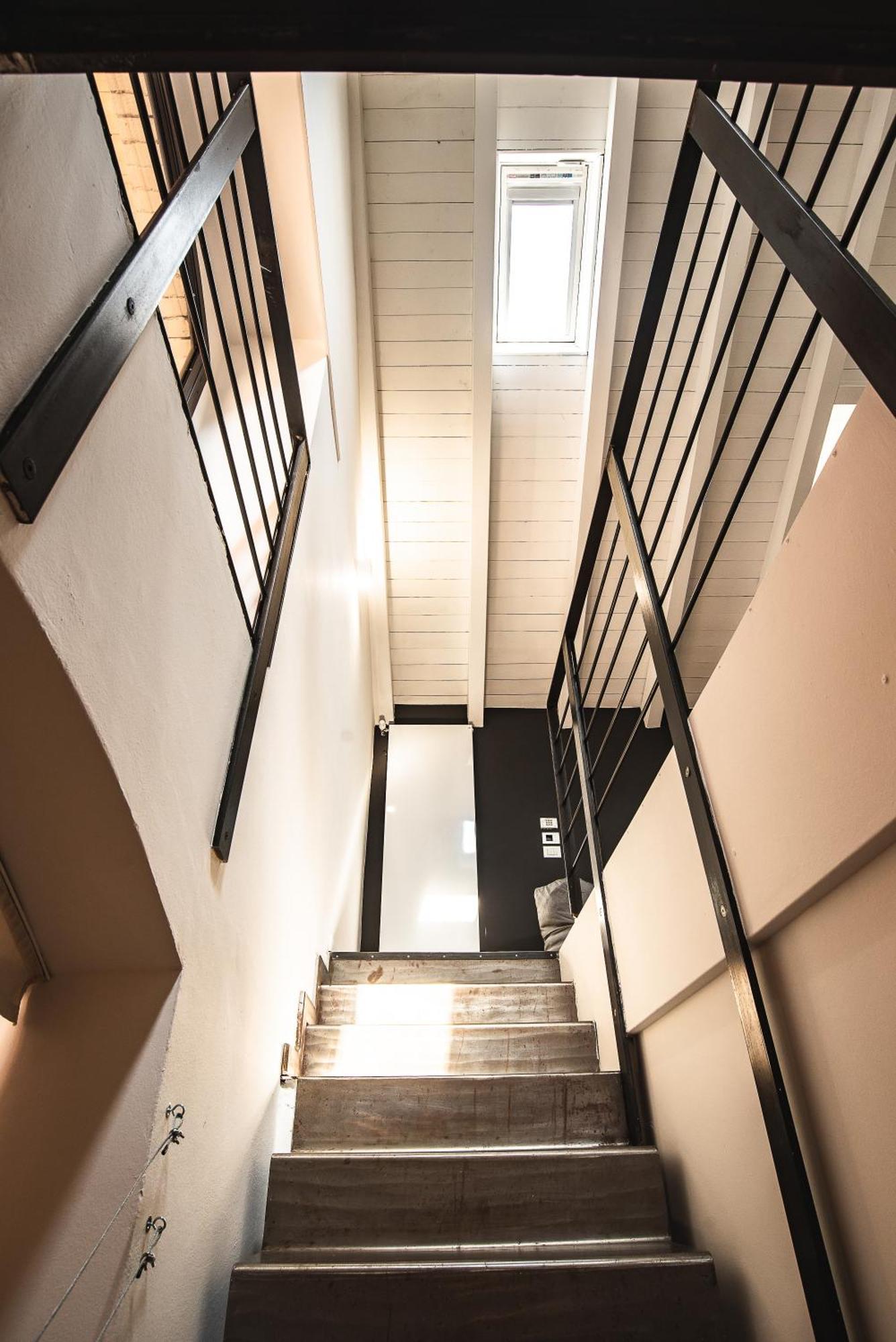 Luxury Industrial Apt Vicino Al Centro Con Garage 브레시아 외부 사진